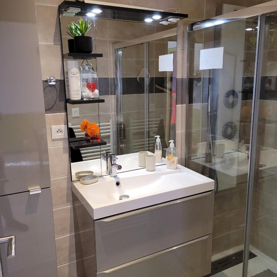 Appartement Agreable Et Spacieux Ensoleille Valros Exteriör bild